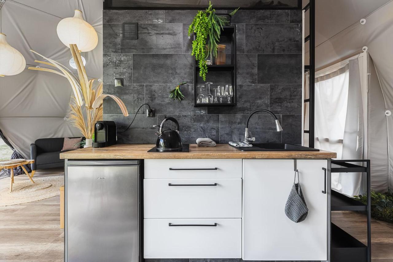 Glampingsantoczno Villa Ngoại thất bức ảnh